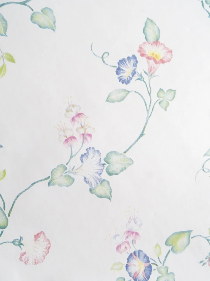 5 Rolls Pretty Red Blue Flowers Green Vines Cottagecore Wallpaper 280 Sq Ft - Image 4 of 4