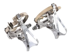 Shimano 600 Platform Road Pedals w/ Toe Clips 9/16" Zefal Straps Vintage Track