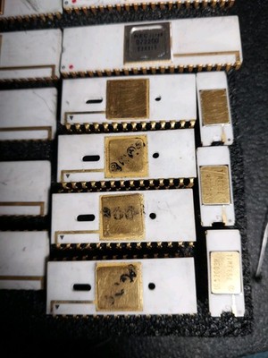 Vintage Intel 8008 & 8004 White Ceramic CPUs   Historic Microprocessors   Gold