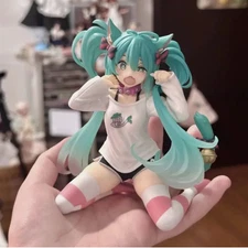 Hatsune Miku Desktop Cute figure with cat ears t shirt ver. TAITO 2024