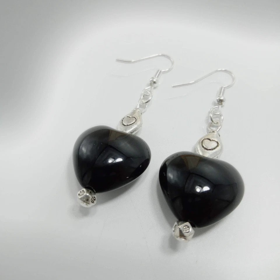 Pendientes colgantes Love Heart tono negro y plata gotas grandes lovehearts Boho Goth Foto 4 de 4