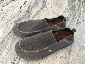 crevo slip on shoes