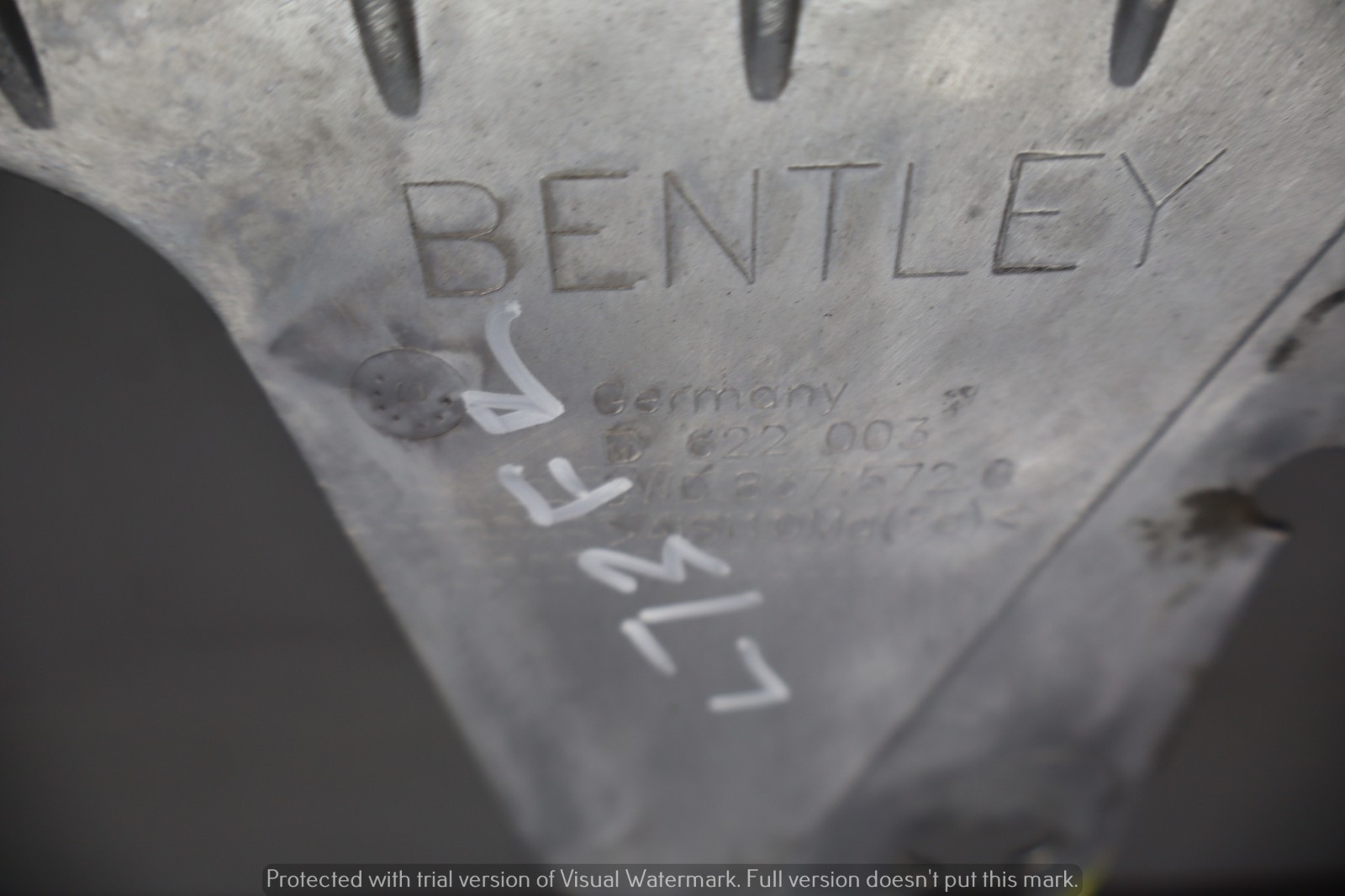 Bentley Continental GT 2003-2010 Front Right Door glass