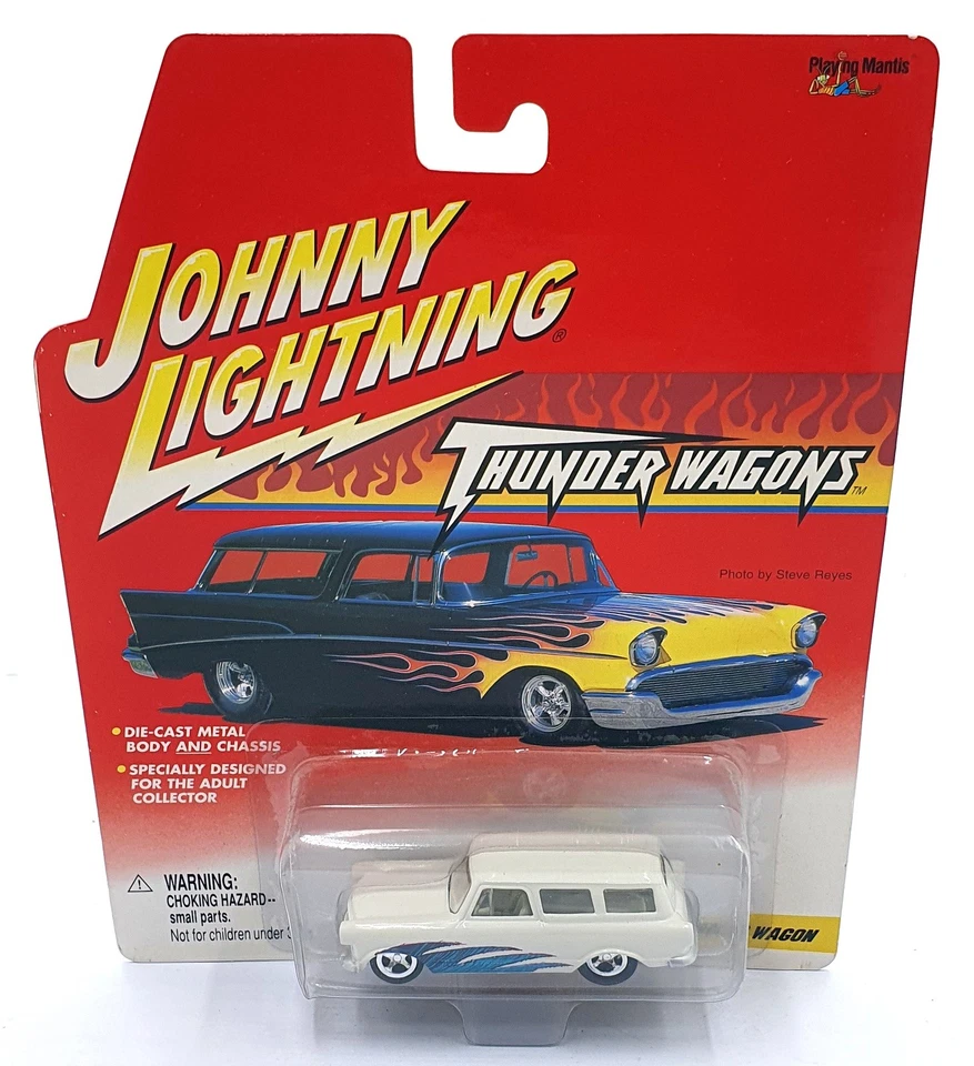 Johnny Lightning escala 1/64 457-01 Thunder Wagon Custom Rambler Wagon - blanco Foto 4 de 4