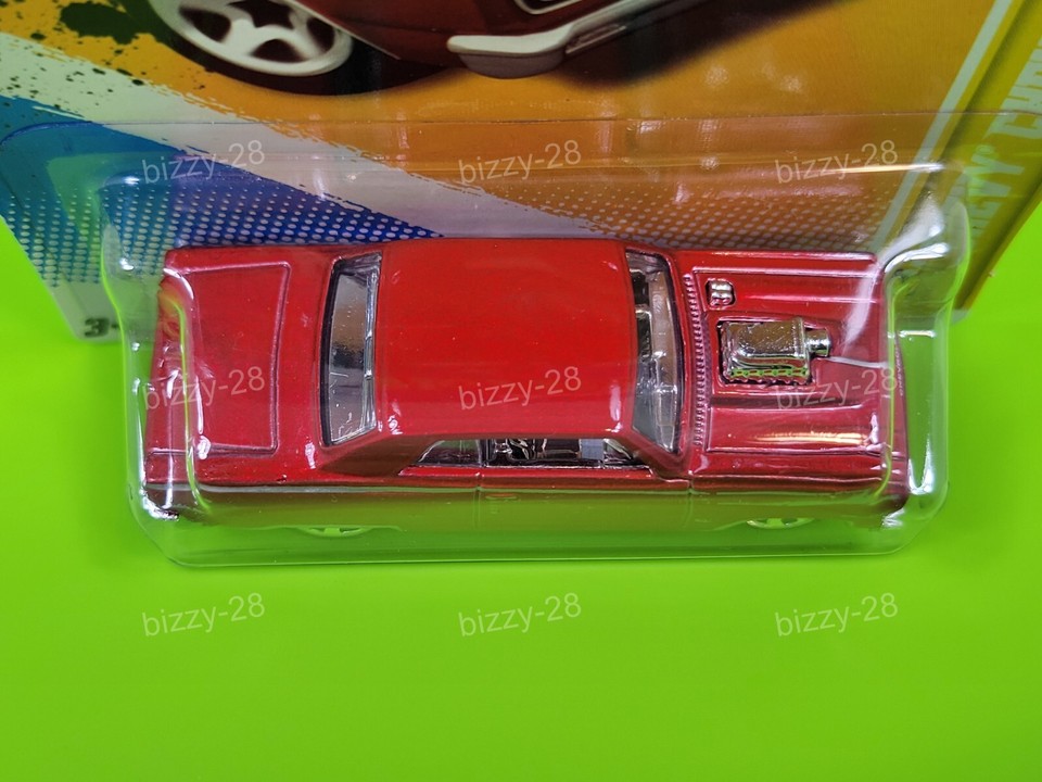 Hot Wheels 2012 NEW MODELS '64 CHEVY CHEVELLE SS (Red) (2/247) V5290