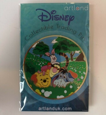 Disney Artland Winnie the Pooh Peek A Pooh Pin New & Sealed LTD Ed Collectible
