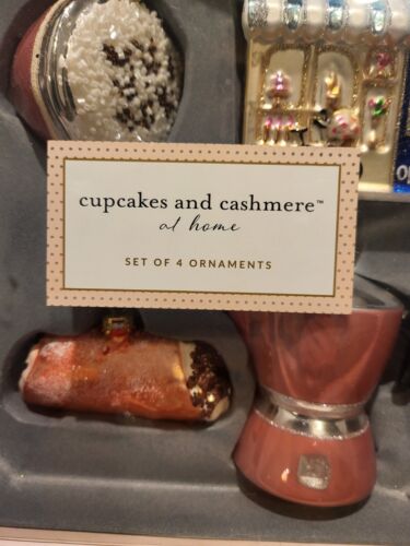 Cupcakes And Cashmere 4 Piece Christmas Ornament Set - Picture 1 of 13