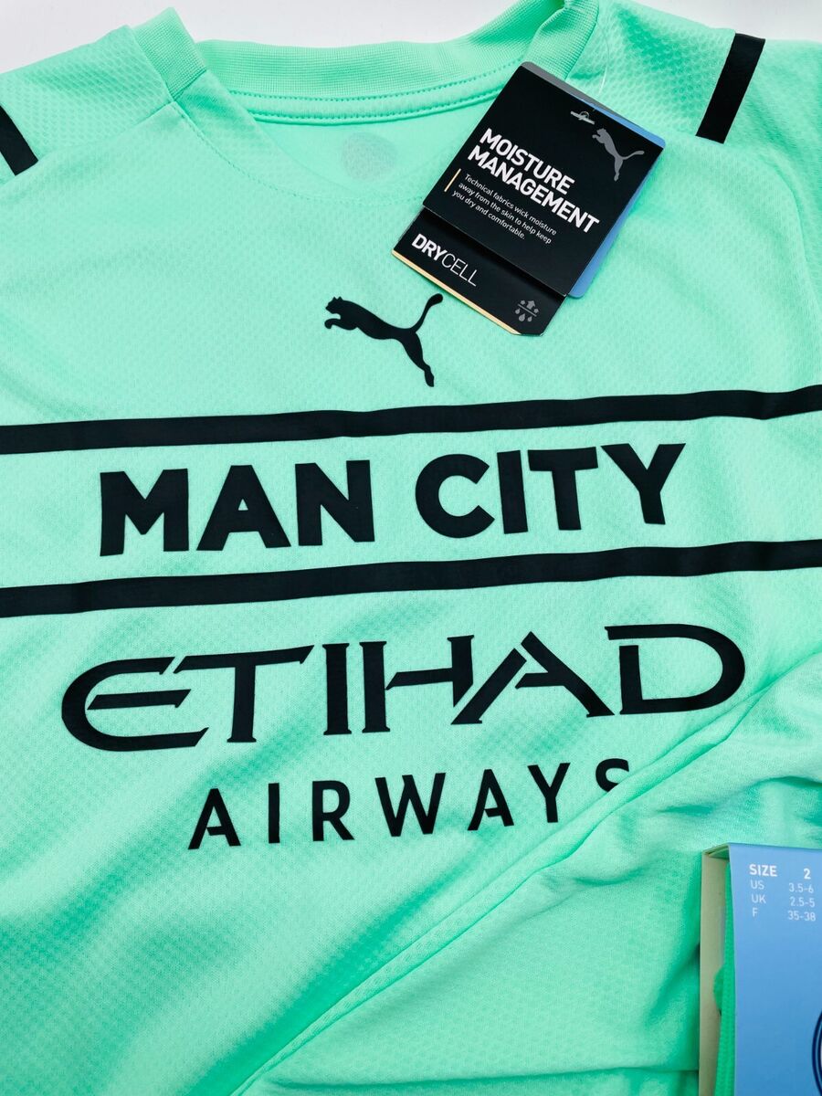 Full Manchester City home kit and goalkeeper kit leaked for 2021