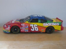 Revell 36 Grand Prix Derrike Cope 1996 1/24 Scale Skittles Car
