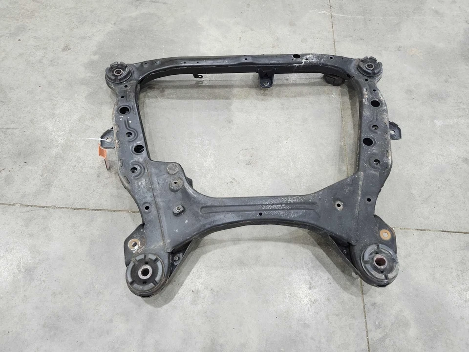 Subchasis travesaño delantero Toyota Highlander 2010-2013 genuino OEM 511000E032 Foto 3 de 4