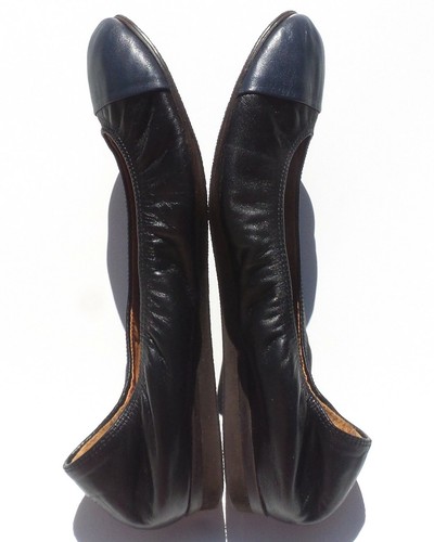 LANVIN Black Leather Navy Cap Toe Classic Stretch Collar Ballet Flats 38.5 39 GC - Picture 8 of 12