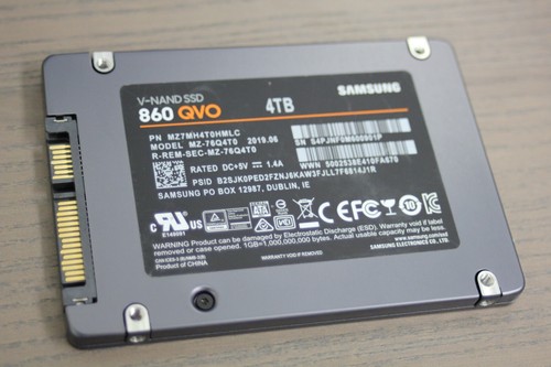 Samsung 860 QVO 4 To 2,5" SSD SATA (MZ-76Q4T0) 90-100% rapport santé inclus - Photo 2/3