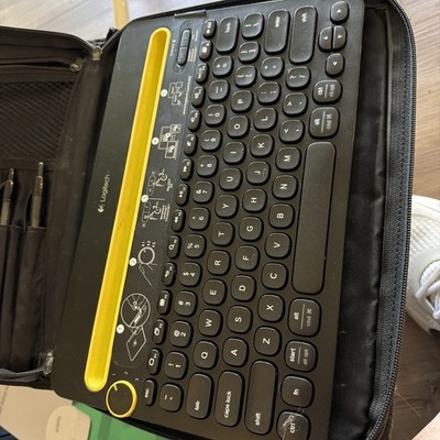 Logitech K480 Bluetooth Multi-Device Keyboard - Black W Case