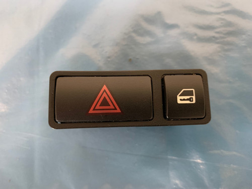 BMW 3er E46 Schalter Warnblink Zentralverriegelung 8368920