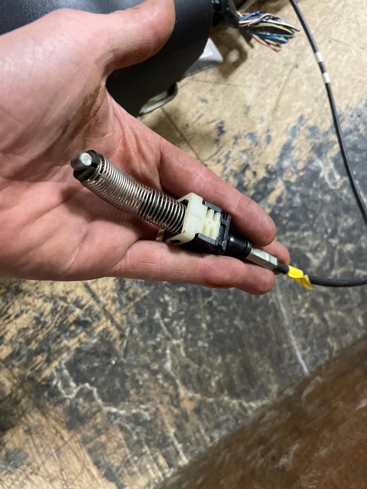 Columna de dirección MITSUBISHI GALANT 04 05 06 07 08 09 10 11 12 Foto 4 de 4