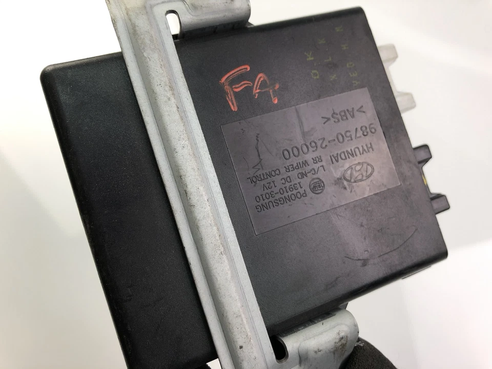 Centralina HYUNDAI SANTA FÉ I SM 98750-26000 14557676 - Immagine 3 di 4