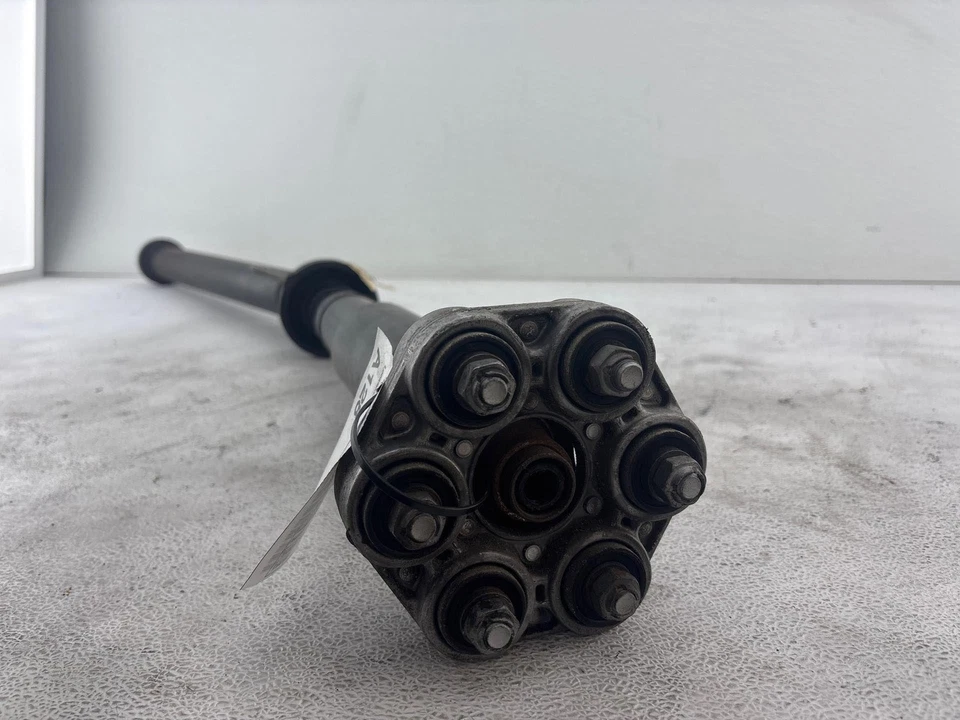 Conjunto de eje de transmisión de eje trasero BMW 135i 2011-2013 OEM Foto 2 de 4