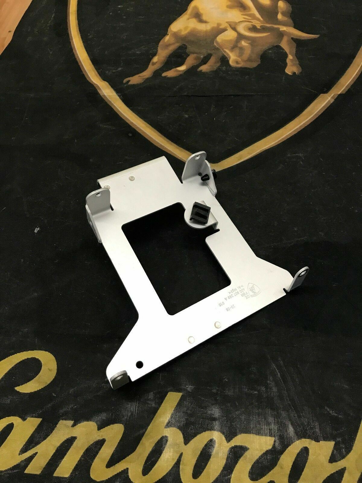 LAMBORGHINI GALLARDO LP560 INTERIOR CENTER CONSOLE HOLDER BRACKET OEM 400907298A