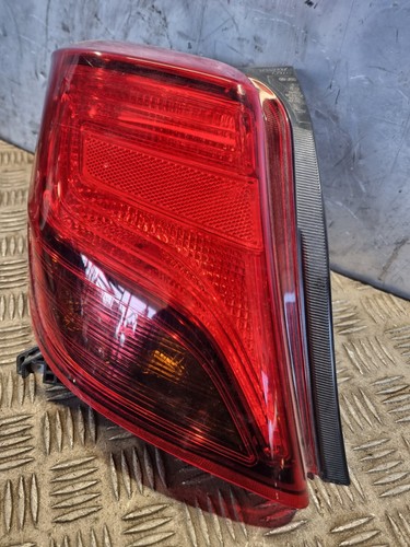 TOYOTA YARIS BRAKE LAMP REAR LEFT 1.5 HYB HATCHBACK 2017 REAR LIGHT BRAKE LIGHT - Picture 4 of 14