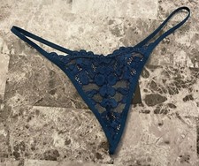 NWT FREDERICK'S OF HOLLYWOOD BLUE FLORAL LACE HEARTTHROB MINI G V STRING PANTIES