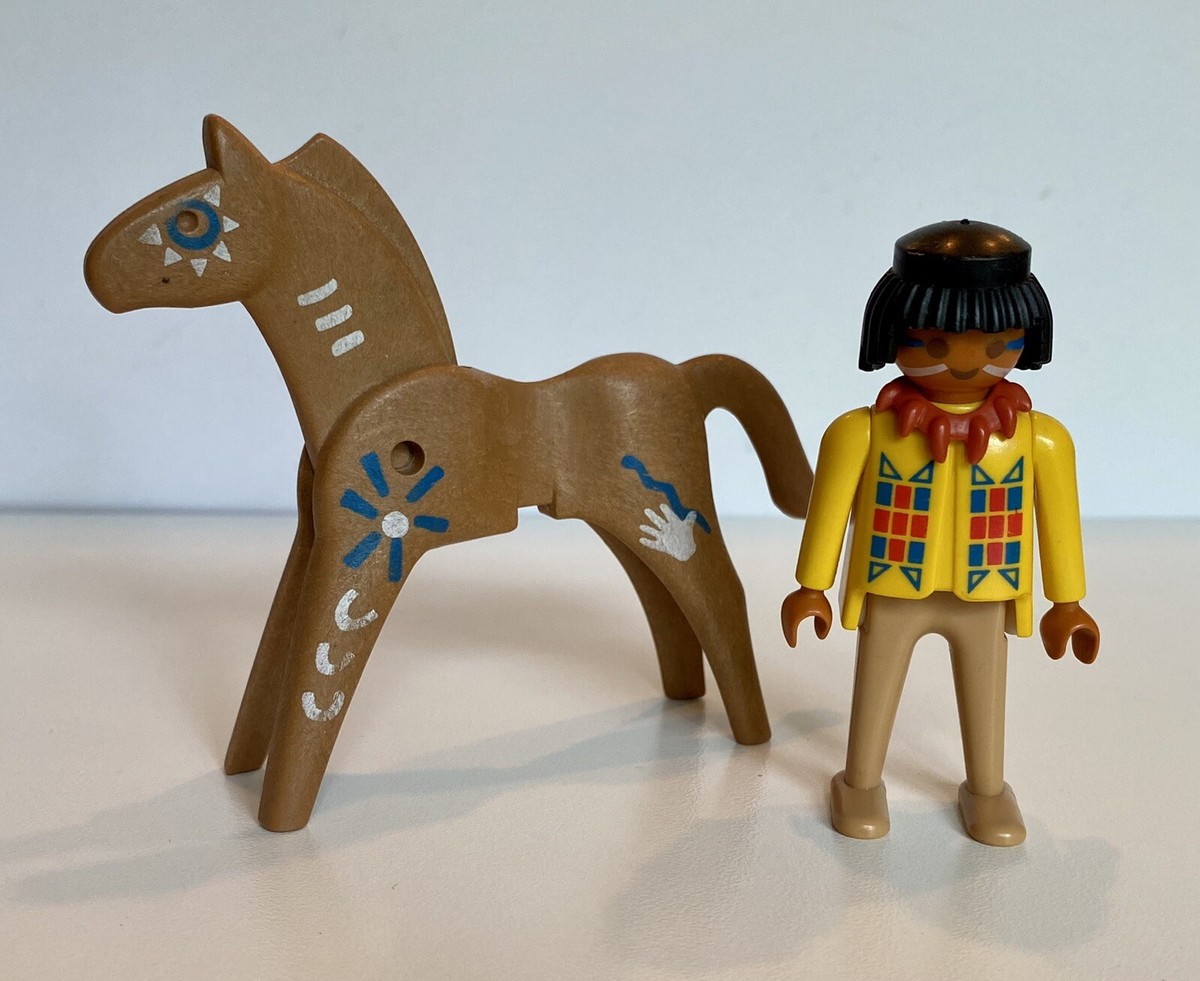 VTG Playmobil Geobra 3396 Native American Indian with Painted Horse