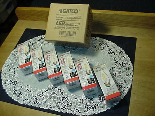 SIX SATCO S9569 LED Bulb 4.5W Clear Torpedo Medium Base Dimmable 40W Replacement - Picture 1 of 4