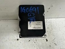 2011-2012 Audi S4 ABS Anti Lock Brakes Pump Brake Actuator & Modulator