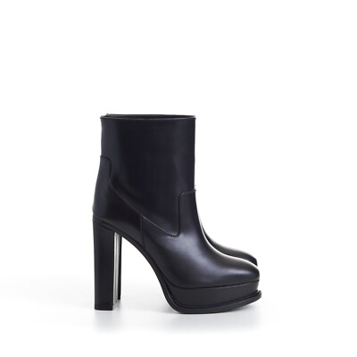 ALEXANDER MCQUEEN 1490$ Black Leather Platform Ankle Boot - Pull