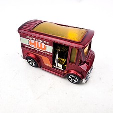 Hot Wheels Bread Box Red World Wide Rapid Delivery Van Mattel Diecast Truck