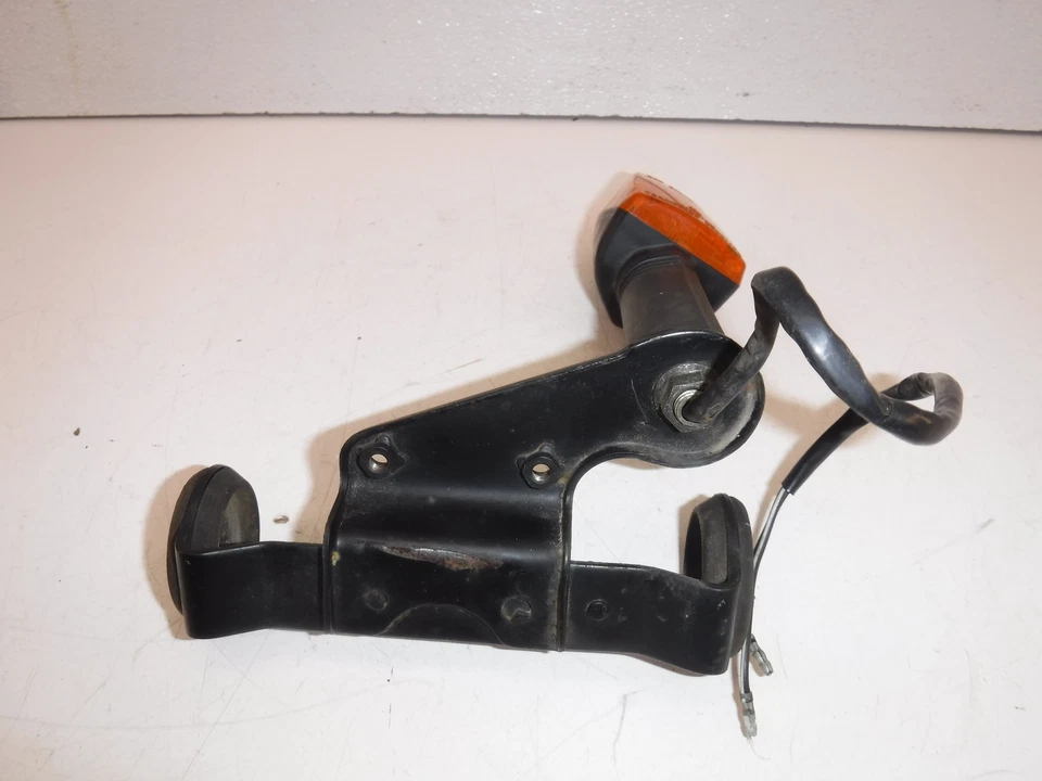 Suzuki GS500E 1993 luz intermitente delantera izquierda indicador con soporte Foto 3 de 4