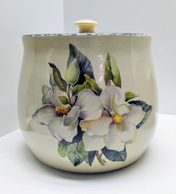 Home & Garden Party Magnolia Stoneware Canister Cookie Jar Lid Pottery Country
