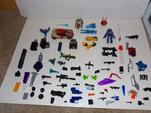 TRANSFORMERS WFC SIEGE EARTHRISE PARTS WEAPONS AND ACCESSORIES LOT #2 ORIGINAL