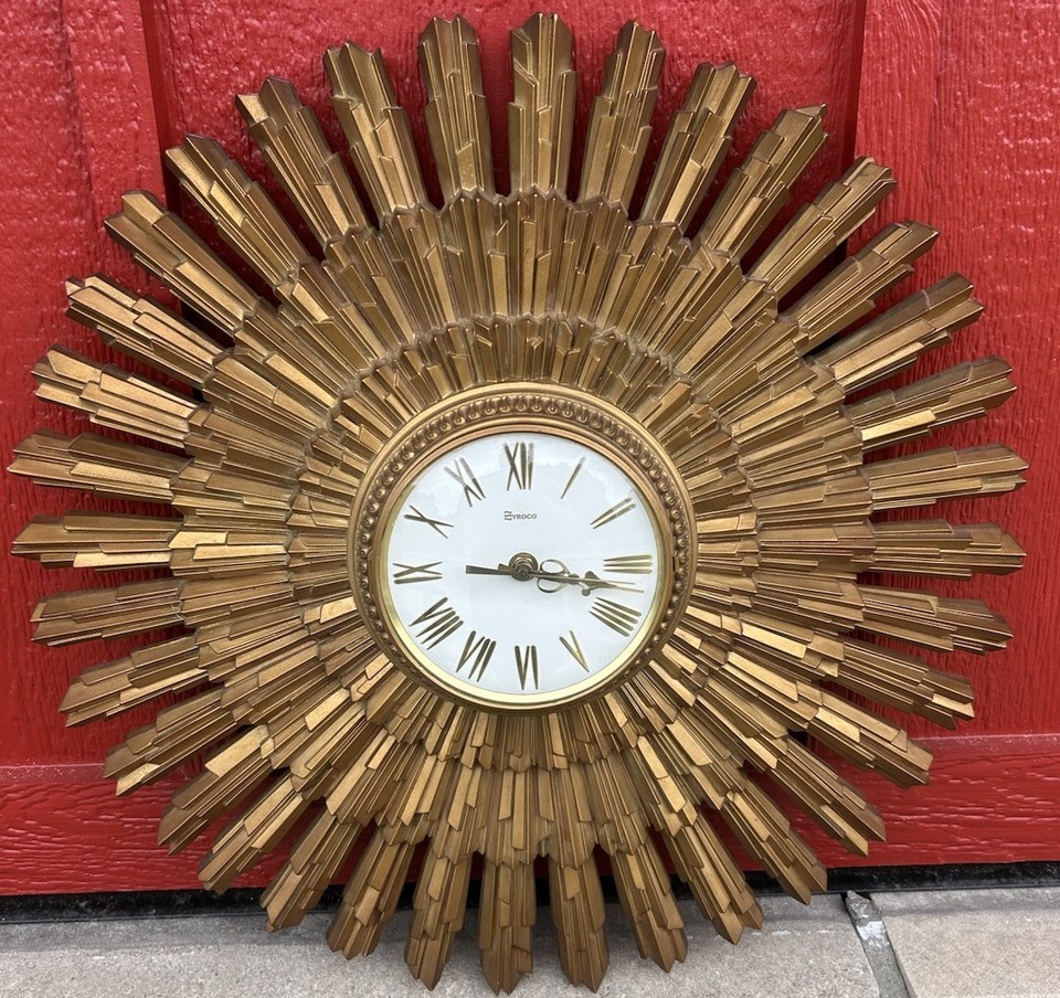 Vintage 60s SYROCO Sunburst MCM ATOMIC STARBURST Large Wall Clock Works 23”x 23”