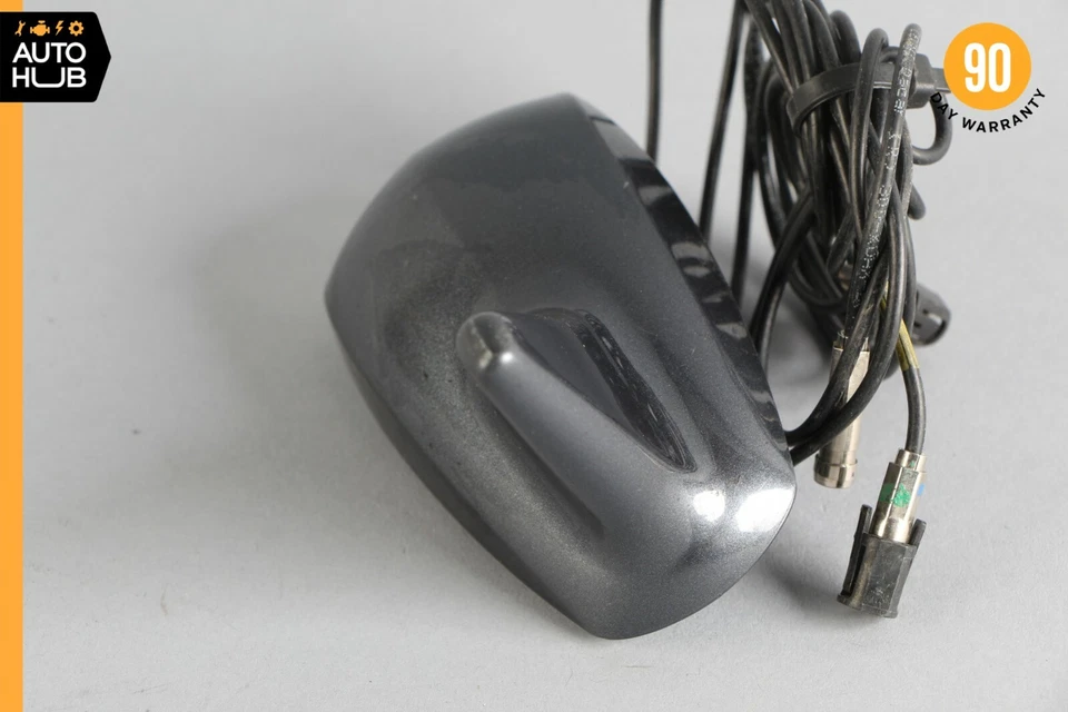 03-09 Mercedes W209 CLK350 CLK550 CLK55 Shark Fin Radio Antenna 2098202775 OEM - Image 3 of 4