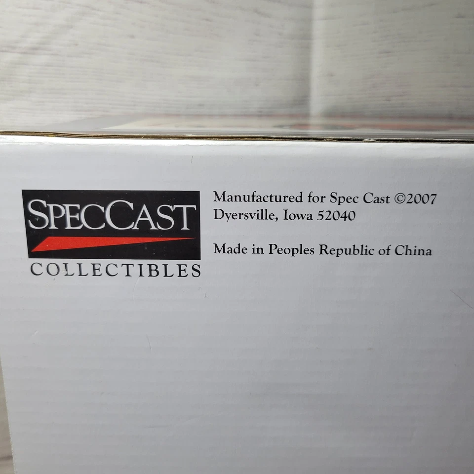 Speccast Allis Chalmers D-14 LP Gas w/No.254 new idea mower detailed diecast - Image 4 of 4