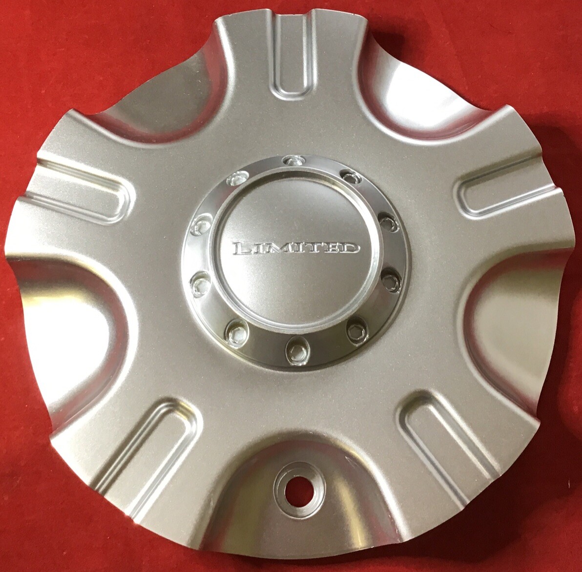 ONE NEW LIMITED T311B 2085-CAP TJ05093 CHROME CUSTOM WHEEL RIM CENTER CAP 8694