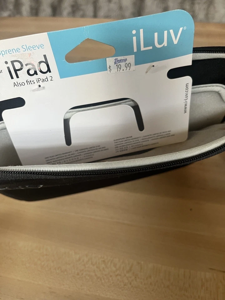 iLuv Neoprene Sleeve iPad Case, New - Image 3 of 4