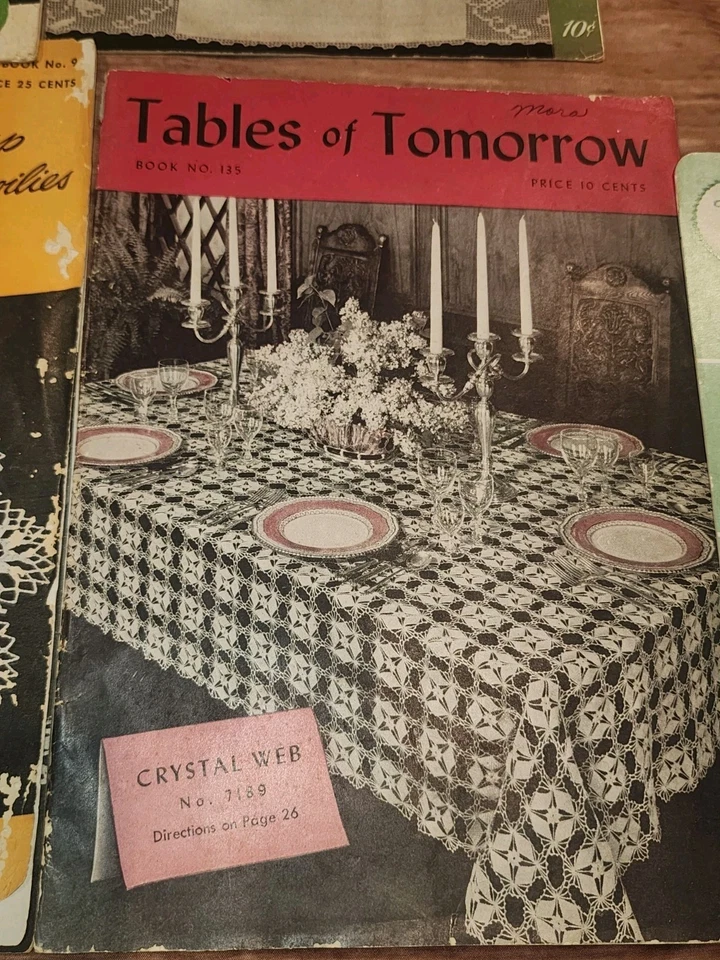 Vintage Lot CROCHET KNIT BEDSPREADS Pattern Books Magazines - Image 4 of 4