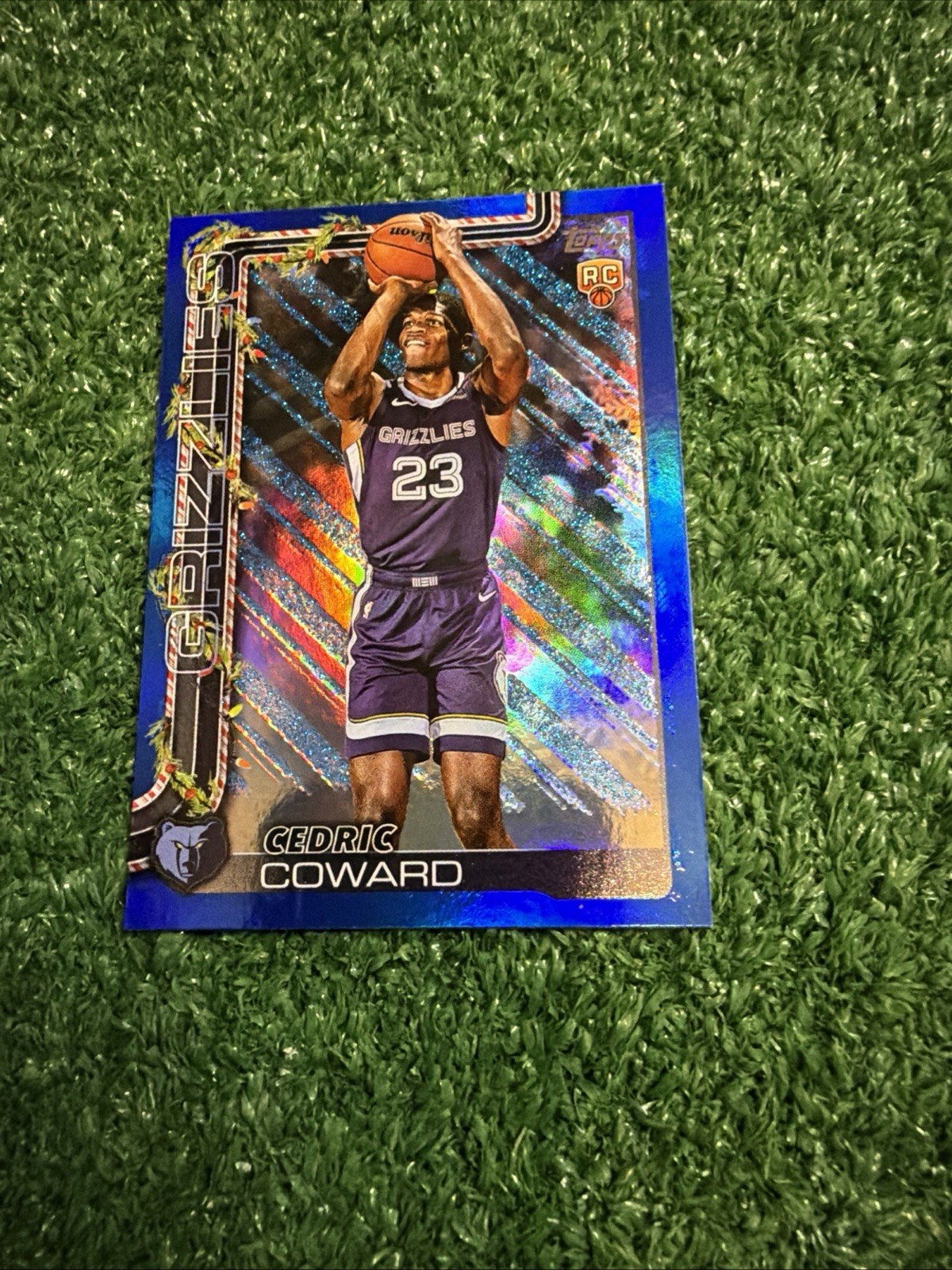 2025-26 Topps Holiday CEDRIC COWARD RC Blue Glitter #H171 GRIZZLIES AM1