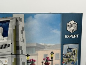 *RARE* LEGO Creator Expert: Parisian Restaurant (10243) NIB Sealed RETIRED SET