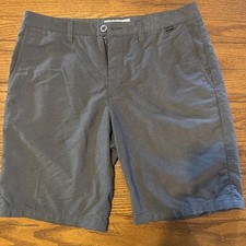 Travis Mathew Shorts Mens 36 Gray Golf Chino Flat Front 10" Inseam Polyester