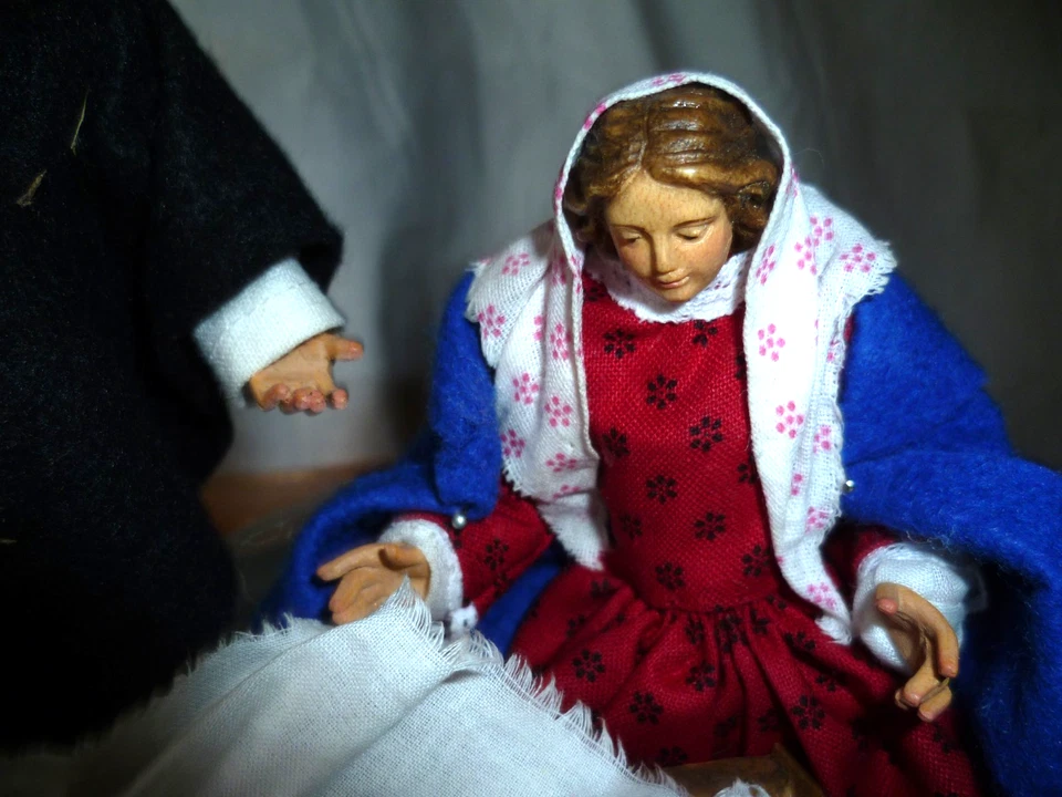 Heide Krippenfiguren Oberammergau - Hlg Familie Holz geschnitzt und bekleidet - Bild 4 von 4