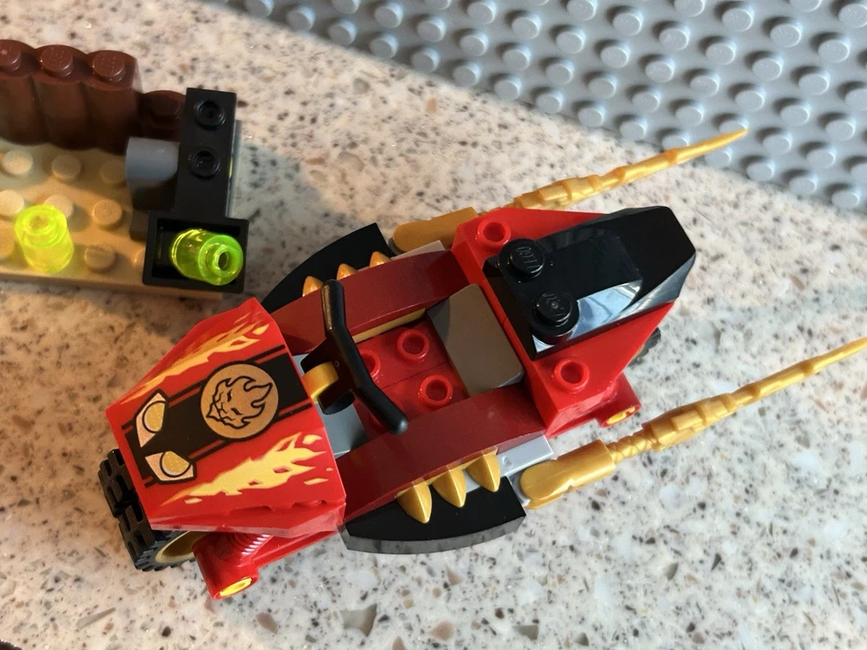 LEGO Ninjago 71734 Kai's Blade Cycle, photo 3 of 3