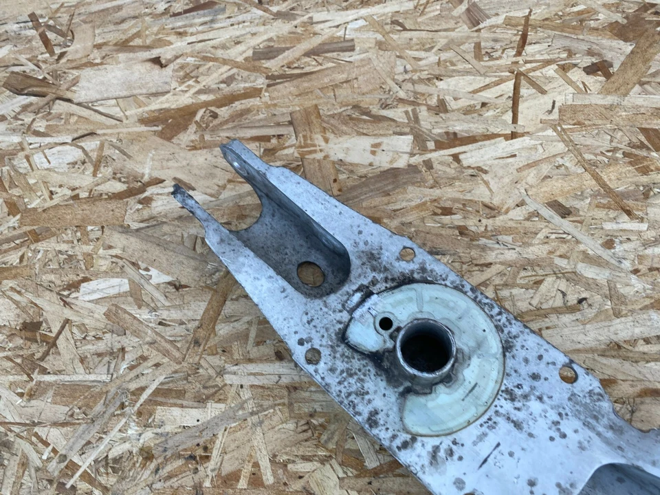 INFINITI QX30 2017-2020 OEM REAR LOWER CONTROL ARM AWD (FITS LEFT & RIGHT). 52K - Image 3 of 4