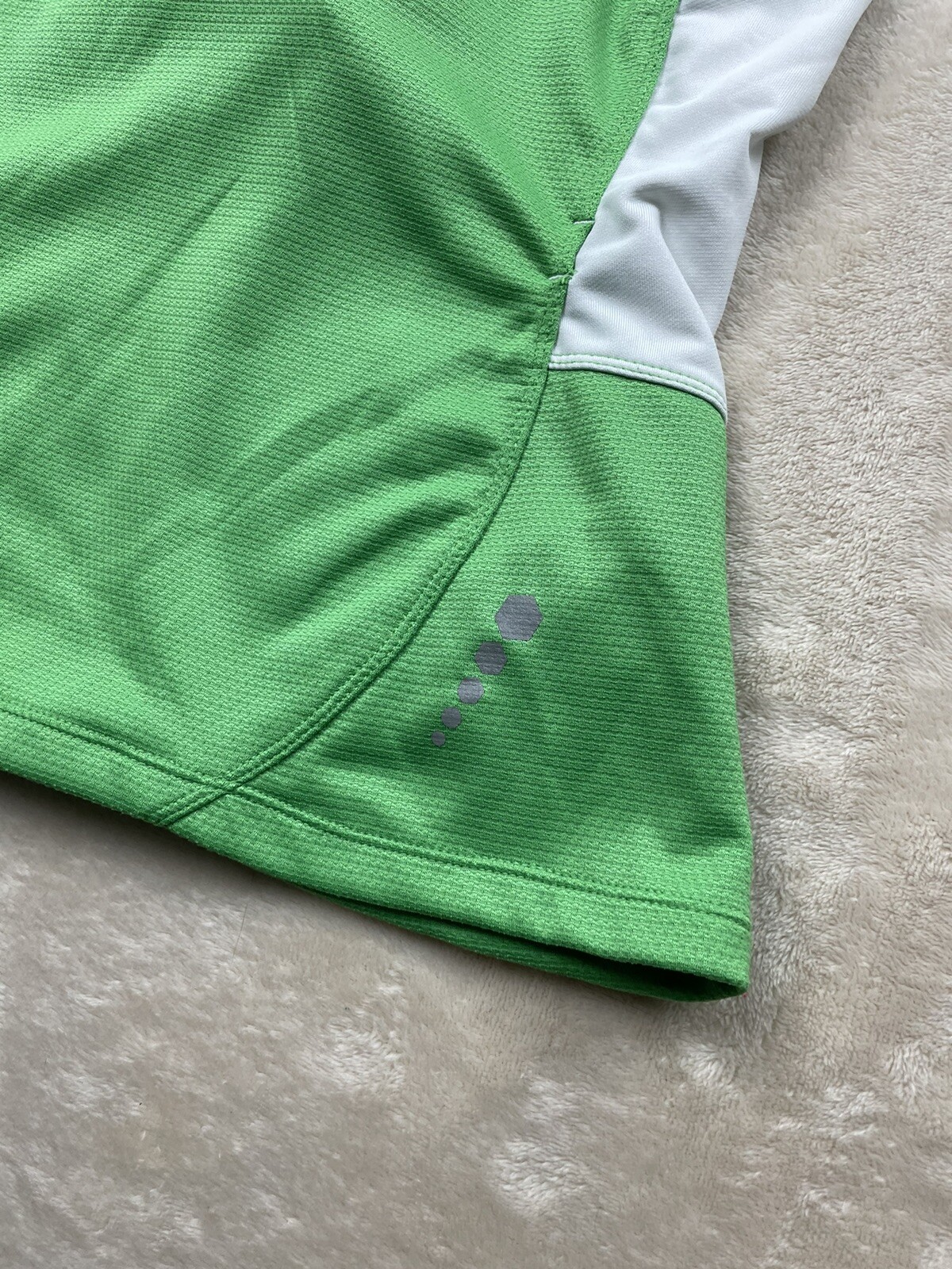 Picture 4 of 12