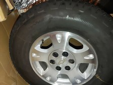 Oem Chevrolet Wheel Silver Machined Rim Tires Z71 2657017 Chevy Truck Van Oem Chevrolet Wheel Silver Machined Rim Tires Z71 2657017 Chevy Truck Van