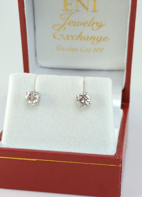 Gorgeous BRAND NEW 14 KT White Gold Ct DIAMOND Screw Back Stud
