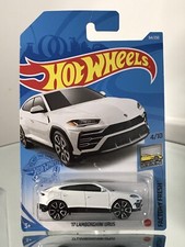Hot Wheels - '17 Lamborghini Urus (White) Factory Fresh