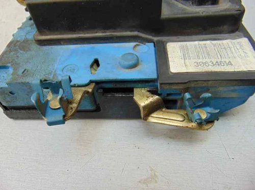 30634614 Cerradura Puerta Delantera Izquierda para VOLVO V70 FAMILIAR 2 176547 - Imagen 9 de 9