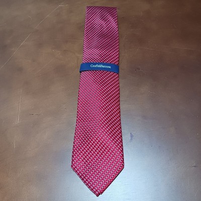 NEW CROFT & BARROW RED SQUARE POLKA DOT PRINT HANDMADE SILK NECKTIE 57'' NWT